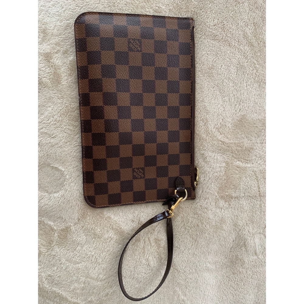 Sold! - Louis Vuitton Neverfull MM Pouch